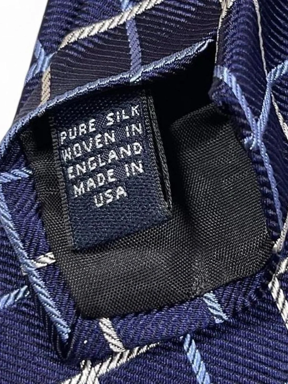 Brooks Brothers Makers Pure Silk Navy Blue w/White & Blue Design Tie L57